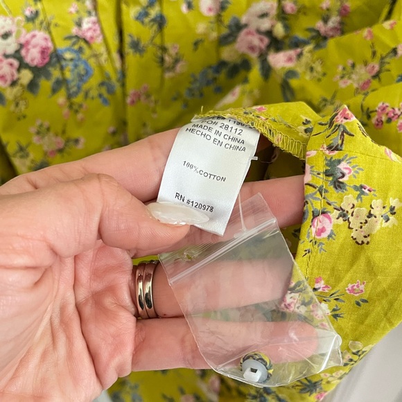 Entro Puffy Sleeve Top - Picture 7 of 8